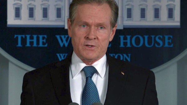 Movie still of William Sadler as President Ellis in Iron Man 3 (2013)