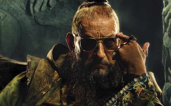 Movie still of Ben Kingsley as Trevor Slattery / Mandarin in Iron Man 3 (2013)