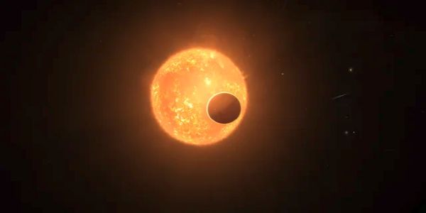 Movie still of the eclipse in Sunshine (2007)