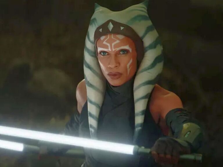 Television still of Rosario Dawson as Ahsoka Tano in Star Wars: Ahsoka