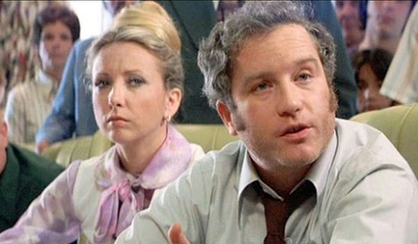 Movie still of Teri Garr as Ronnie Neary and Richard Dreyfuss as Roy Neary in Close Encounters of the Third Kind (1979)