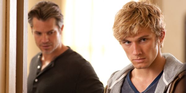 Movie still of Timothy Olyphant as Henri and Alex Pettyfer as John in I Am Number Four (2011)
