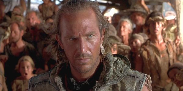 Movie still of Kevin Costner as The Mariner in Waterworld (1995)
