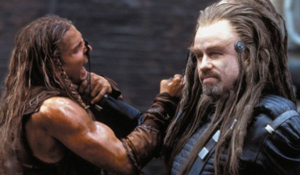 Movie still of Barry Pepper as Jonnie Goodboy Tyler and John Travolta as Terl in Battlefield Earth: A Saga of the Year 3000 (2000)