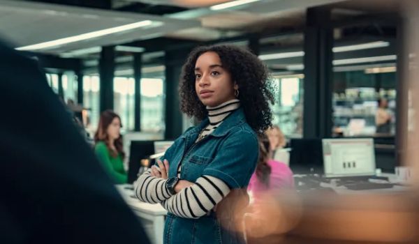 Television still of Siena Kelly as Maria in the Black Mirror episode "Bête Noire"