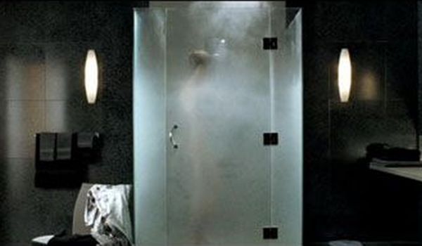 Movie still of Bridget Moynahan as Susan Calvin showering in I, Robot (2004)