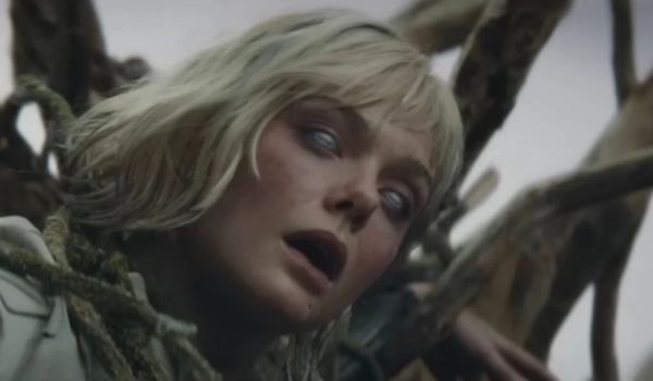 Movie still of Elle Fanning as Thia in Predator: Badlands (2025)