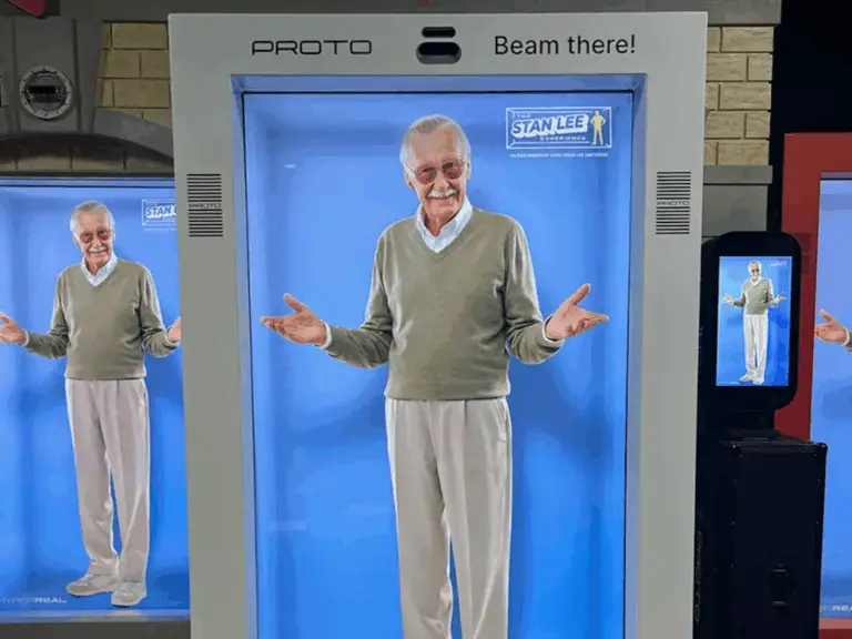 5 Reasons Stan Lee's Hologram Is So Controversial