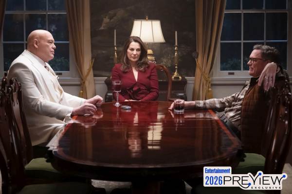 Television still of Vincent D'Onofrio as Wilson Fisk, Ayelet Zurer as Vanessa Fisk, Matthew Lillard as Mr. Charles in the sci-fi show Daredevil: Born Again 