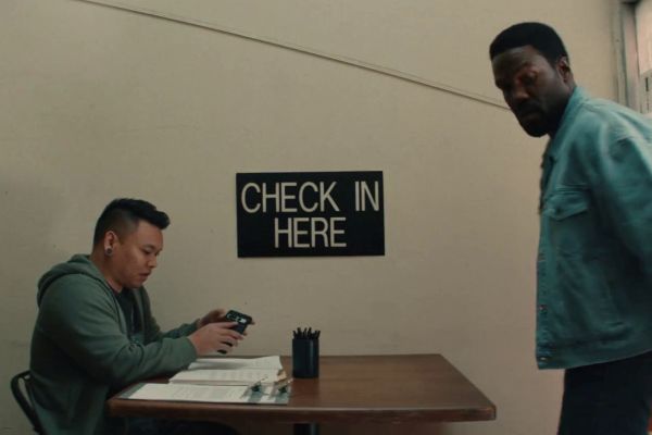 Television still of Yahya Abdul-Mateen II as Simon Williams / Wonder Man in the sci-fi show Wonder Man