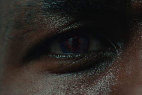 Television still of Yahya Abdul-Mateen II as Simon Williams / Wonder Man in the sci-fi show Wonder Man