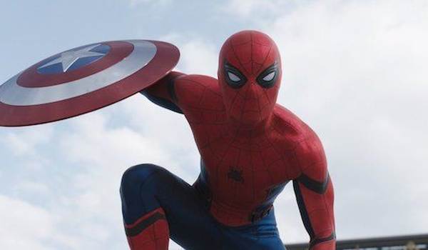Screenshot of Tom Holland as Spider-Man / Peter Parker in Captain America: Civil War (2016)
