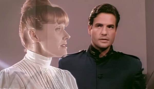 Time Trax (1993): Dale Midkiff as Darien Lambert, Elizabeth Alexander as SELMA in the sci-fi show Time Trax