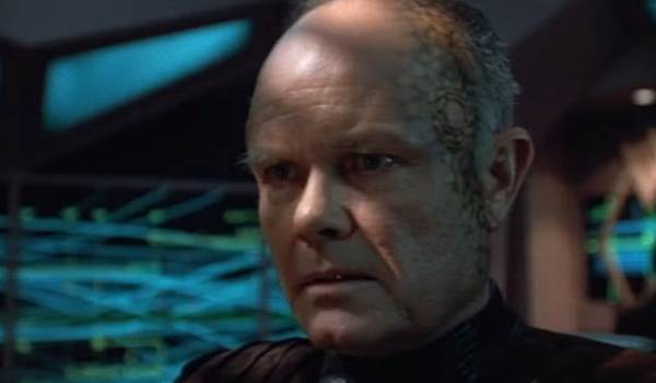 Screenshot of Kurtwood Smith as Star Trek Villain Annorax in Star Trek: Voyager (1997)