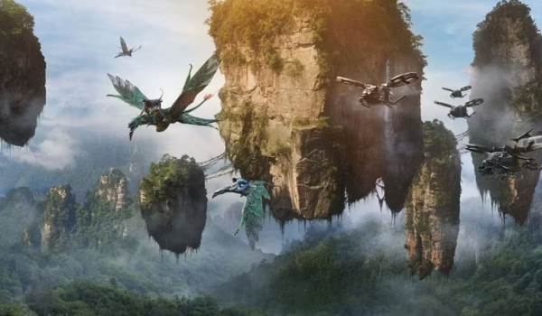 Na'vi warriors flying on banshees through the floating Hallelujah Mountains on the moon Pandora in the science fiction movie Avatar (2009).